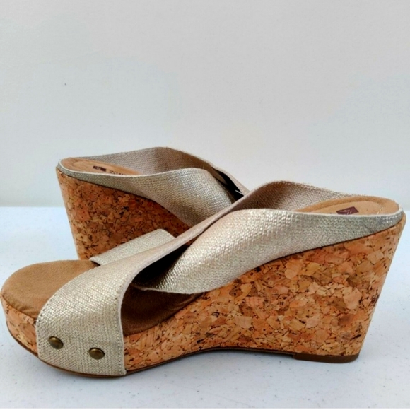 White Mountain Gold Criss-Cross Cork Wedges - 9M - Picture 4 of 9